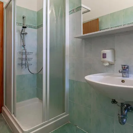 Apartment Pretty In Near Seabeach And Town Centre Banjole